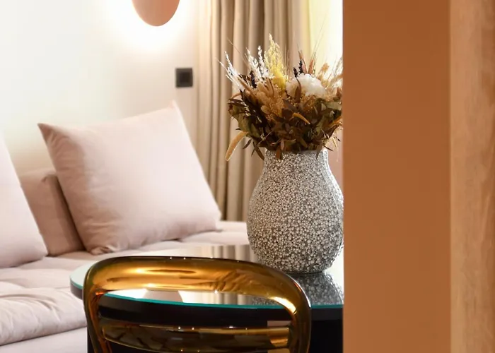 Pavo Art Hotel