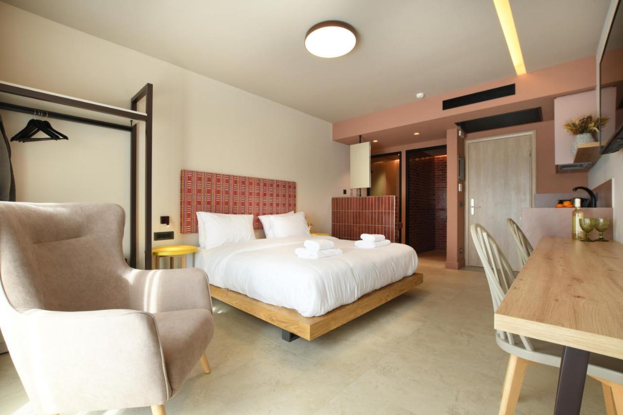Pavo Art Aparthotel *