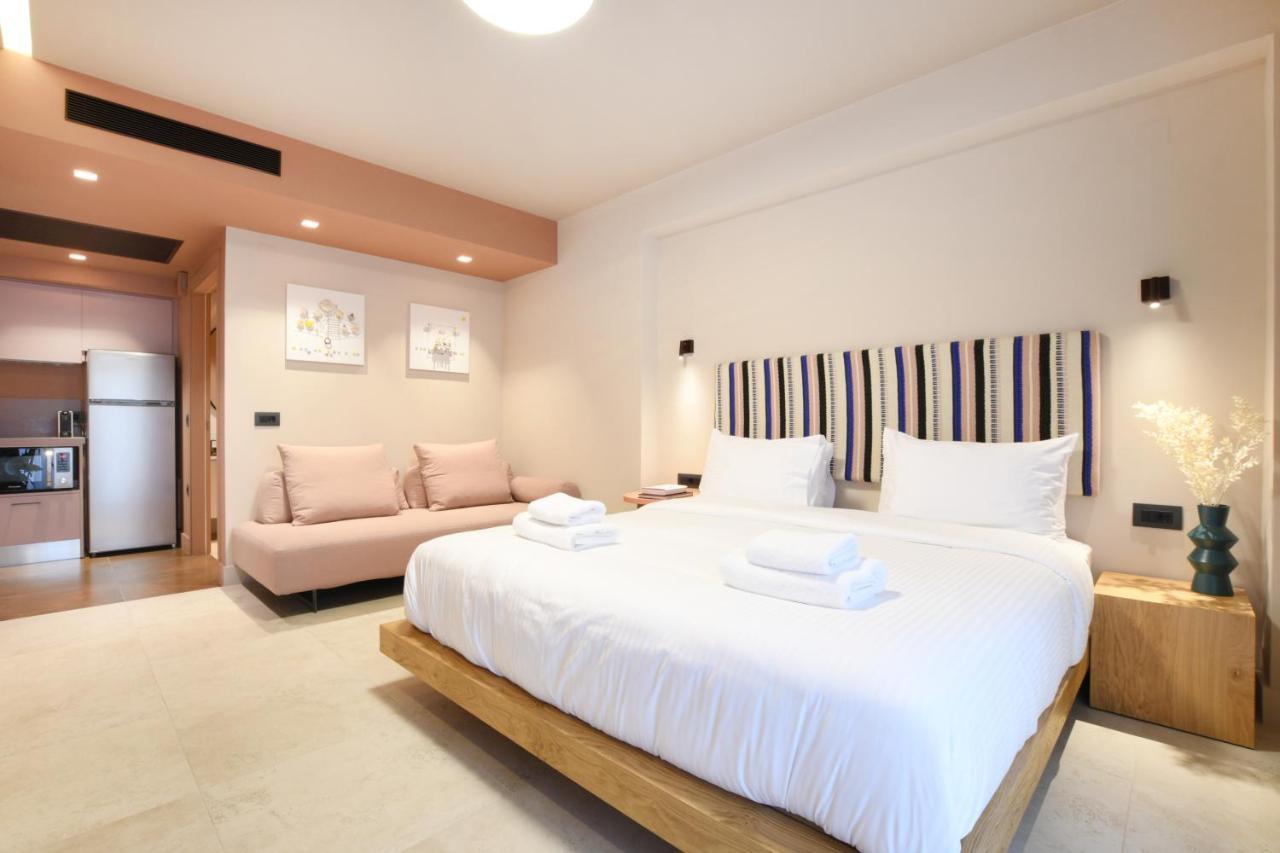 Pavo Art Aparthotel